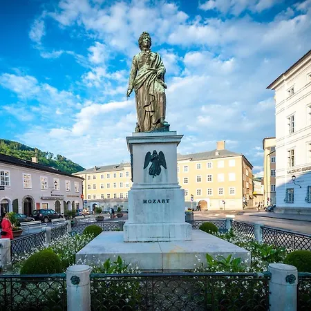 Sleep Like A Musicstar In The City Of Salzburg Ferienhaus