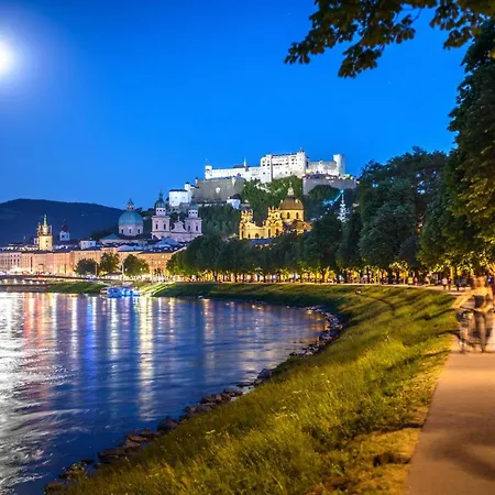 Sleep Like A Musicstar In The City Of Salzburg *
